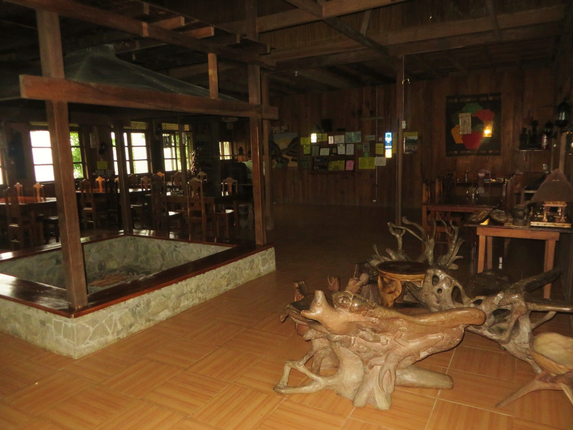 Native Village Inn 바나우에 외부 사진